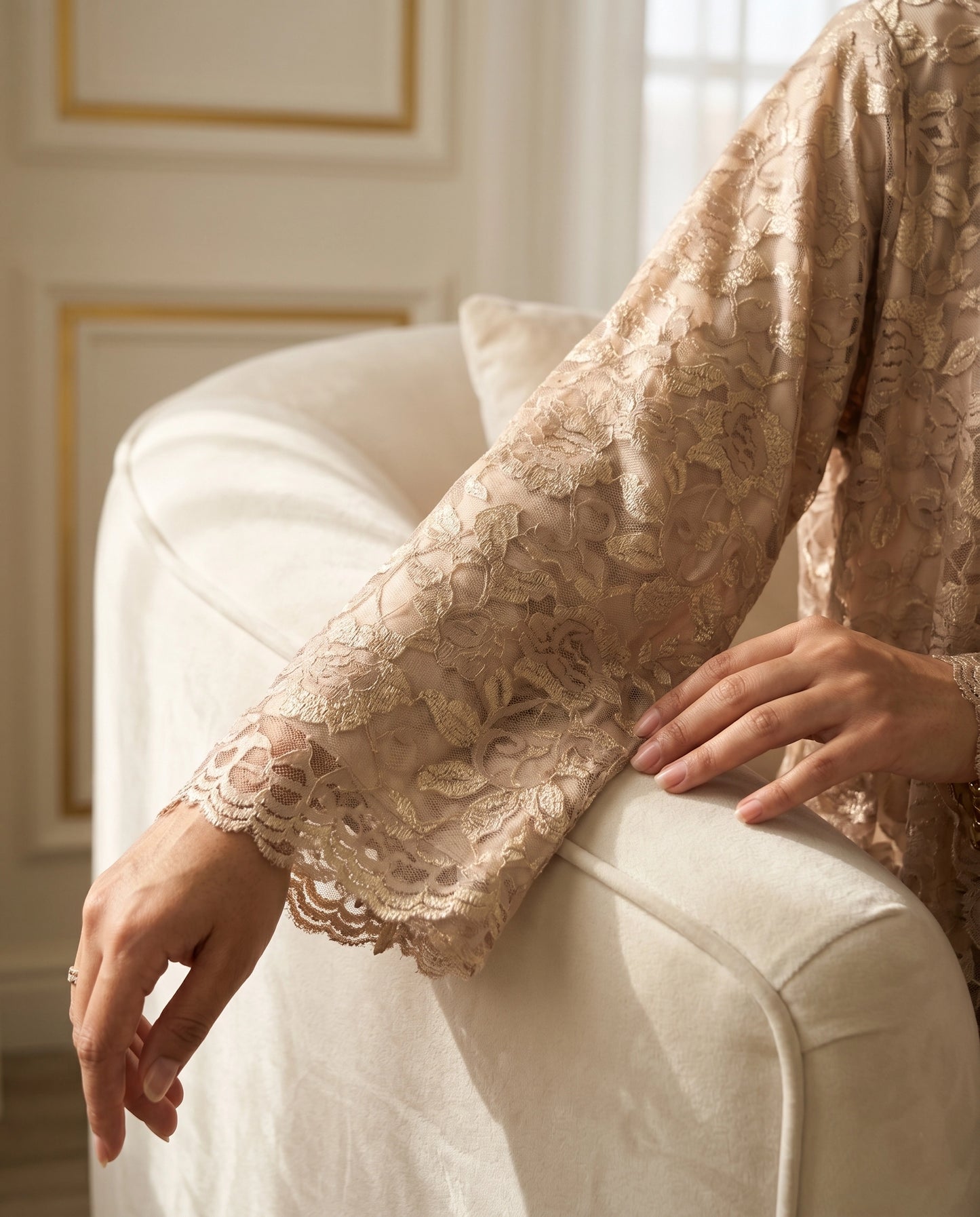 Golden Lace Elegance Lined Abaya